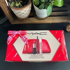 MAC Cosmetics Lipstick Set - Red
